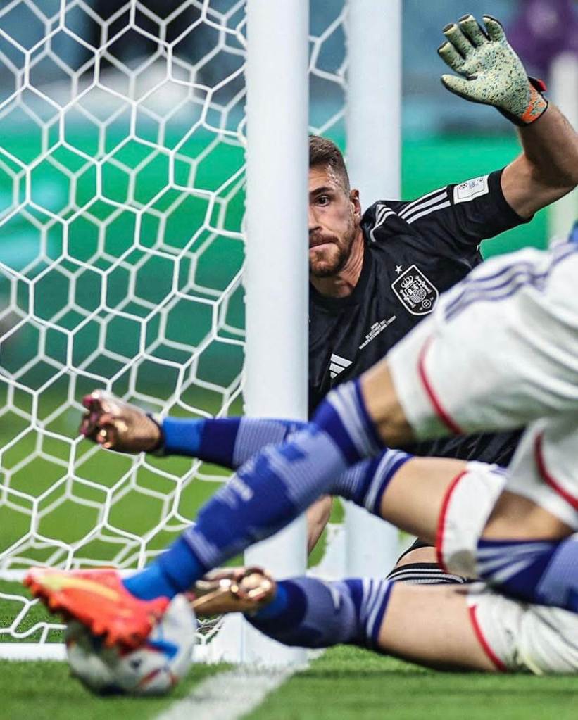 Mitoma keeps the ball in
Was Japan's ball out?
VAR